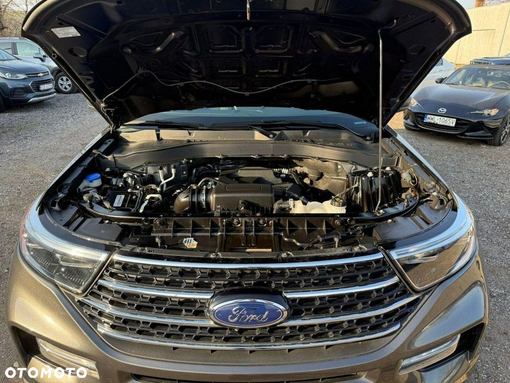 Ford Explorer - 8