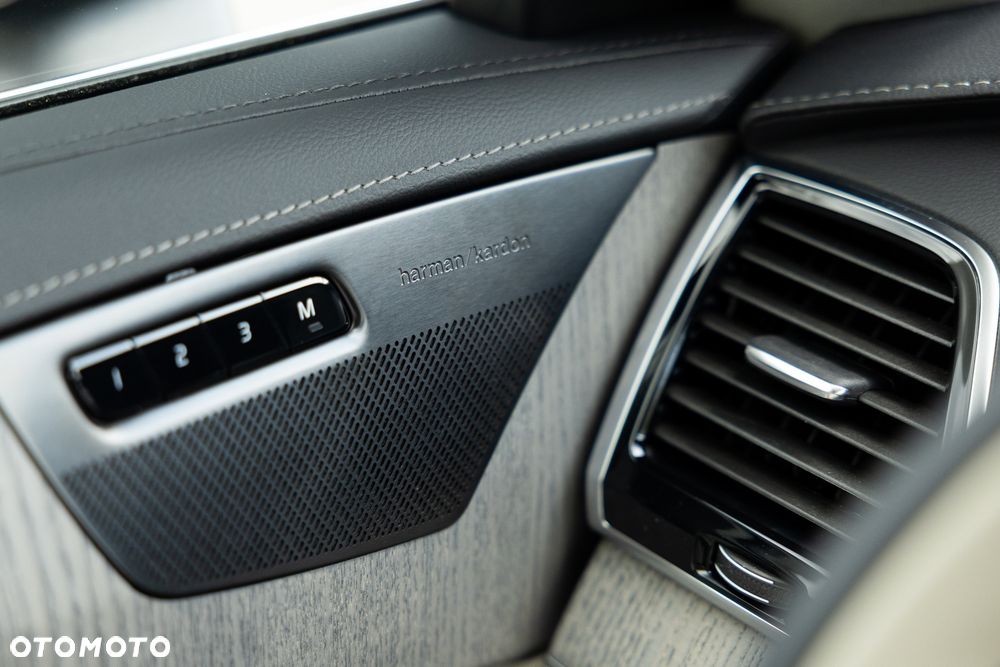 Volvo XC 90 T8 AWD Plug-In Hybrid Inscription 7os - 35