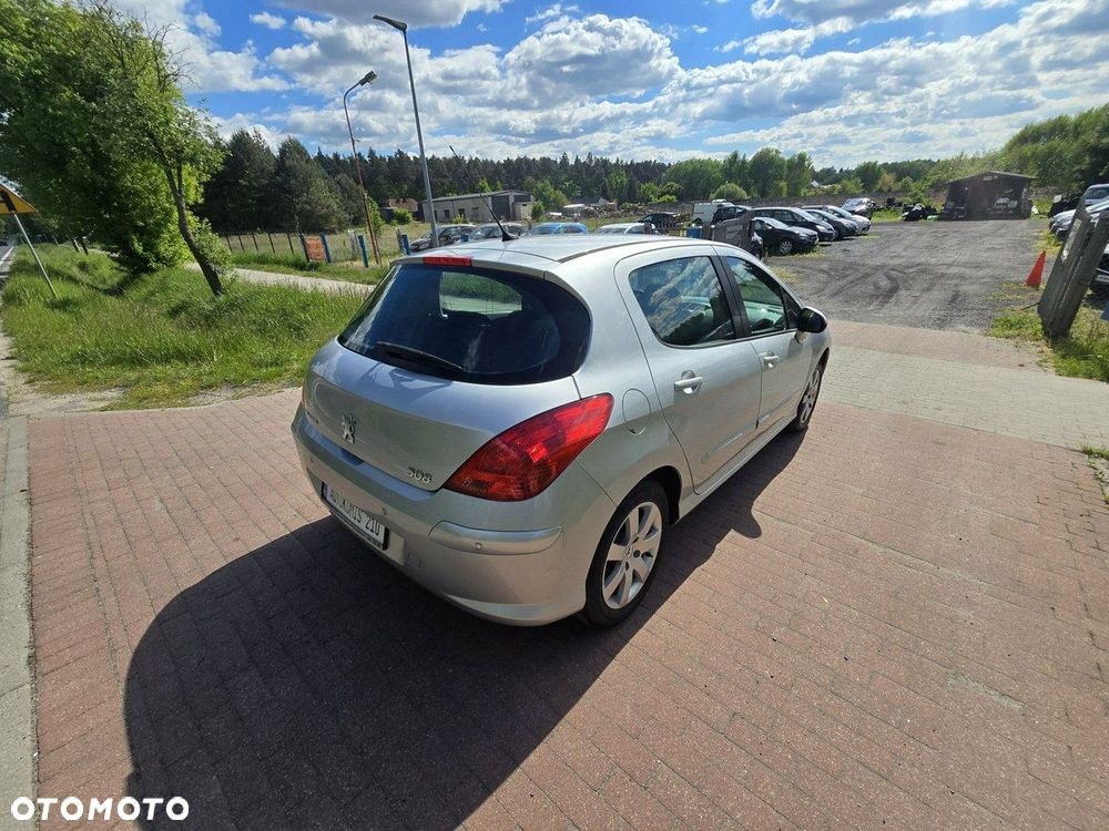 Peugeot 308 1.6 Trendy - 11