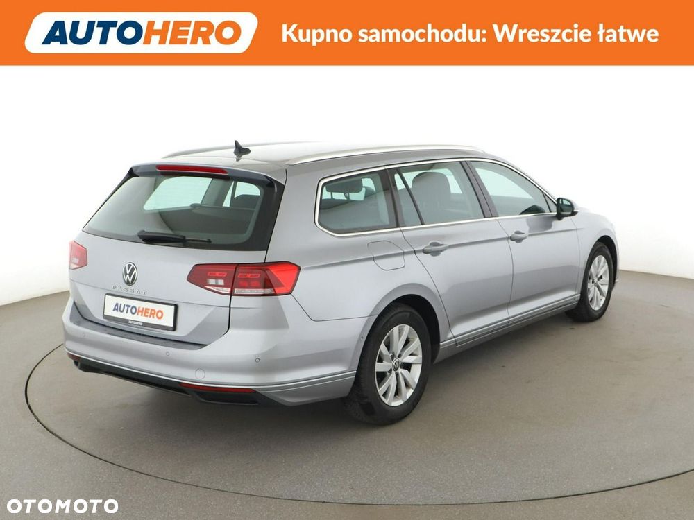 Volkswagen Passat Variant 2.0 TDI SCR DSG Business - 8
