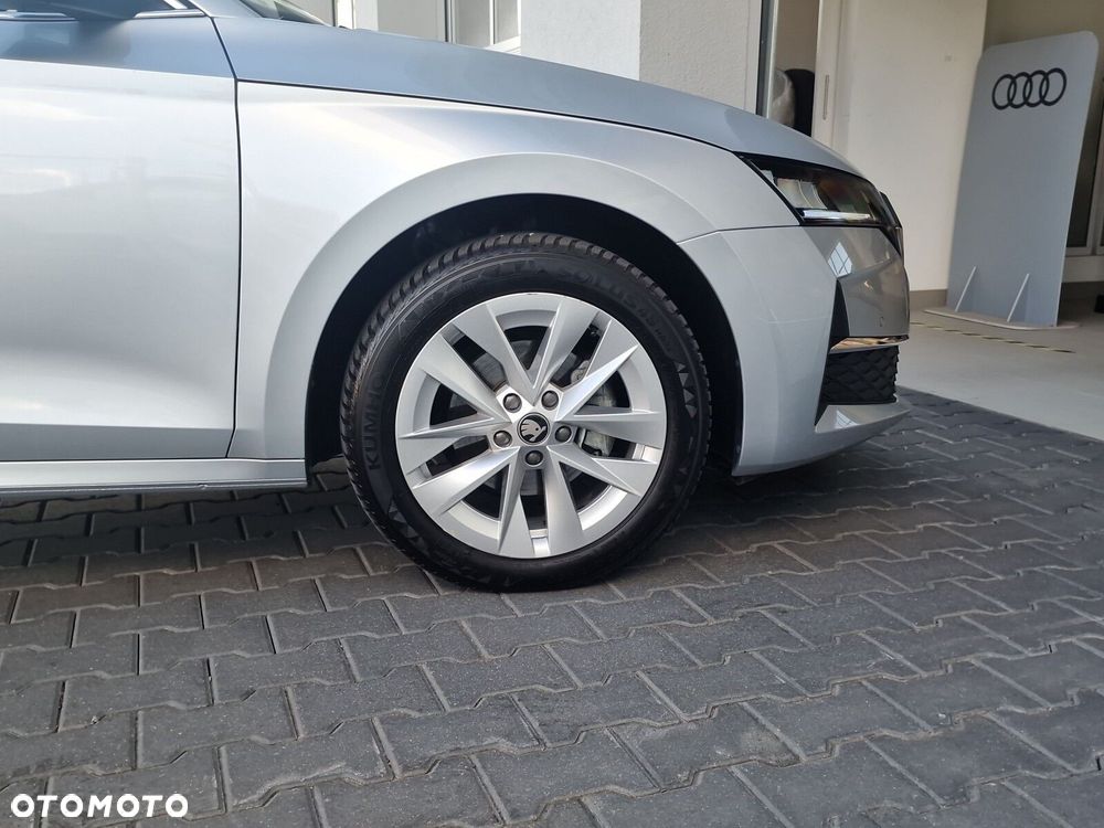 Skoda Octavia 1.5 TSI mHEV Selection DSG - 19