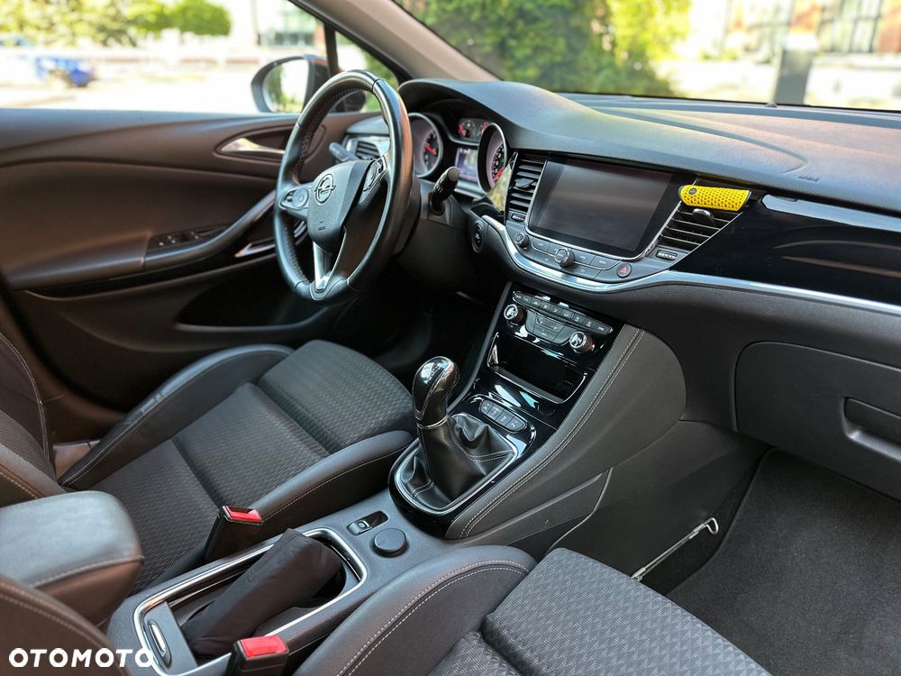 Opel Astra 1.6 D (CDTI) Start/Stop Business - 13