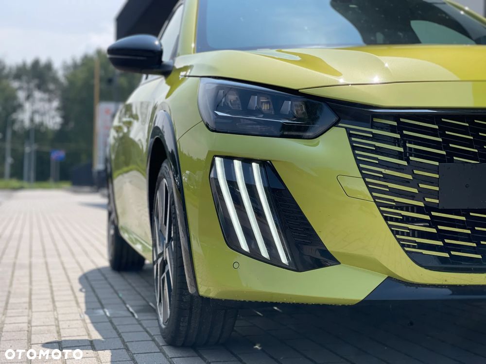 Peugeot 208 1.2 mHEV GT - 6