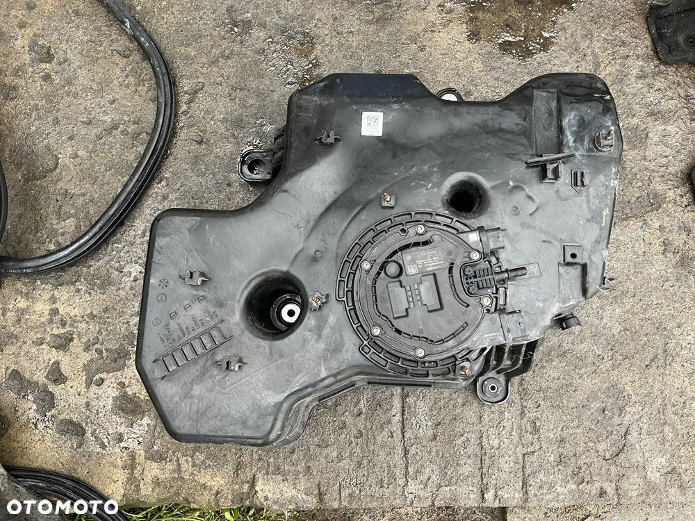 BMW G20 G21 ZBIORNIK POMPA ADBLUE 7454338 - 2