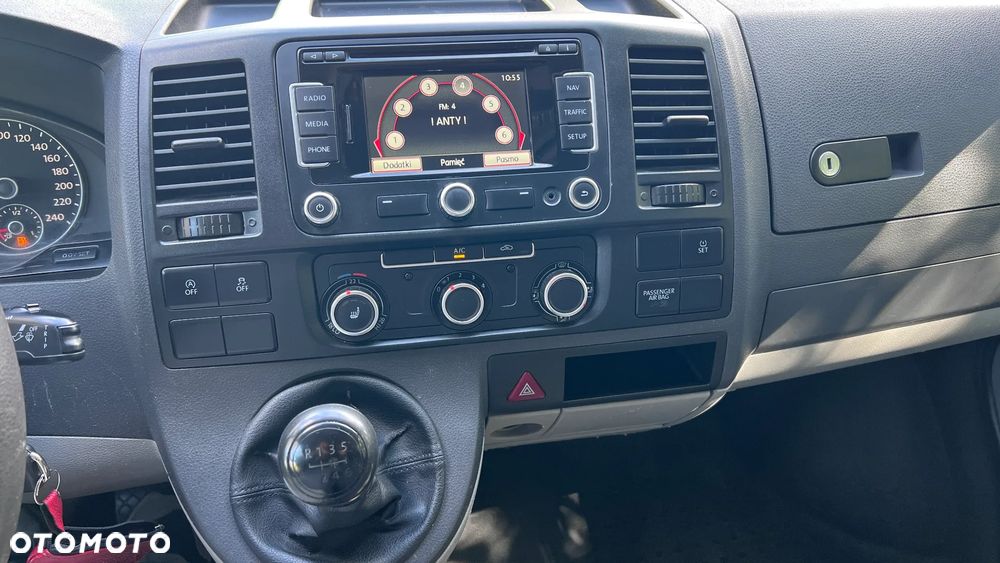 Volkswagen Transporter T5 - 11