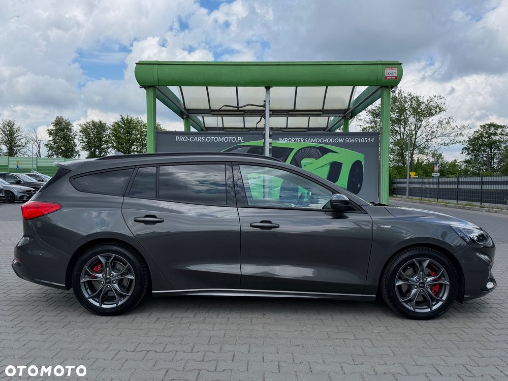 Ford Focus 2.0 EcoBlue ST-Line - 11