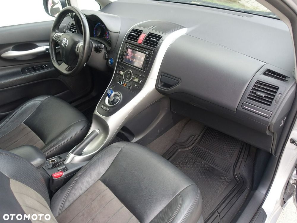 Toyota Auris - 17