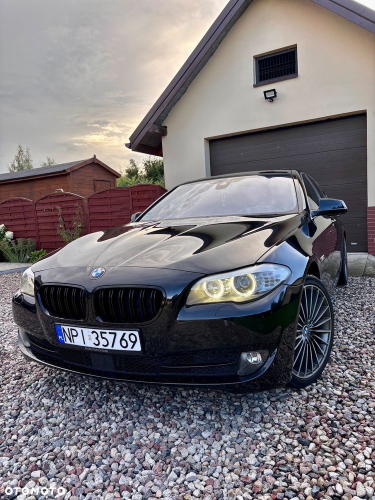 BMW Seria 5 ver-525d - 1
