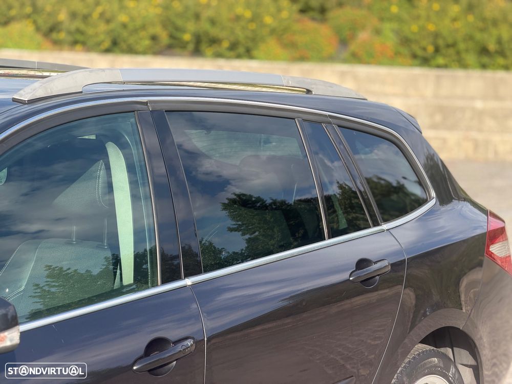 Renault Laguna 2.0 dCi Dynamique S - 11