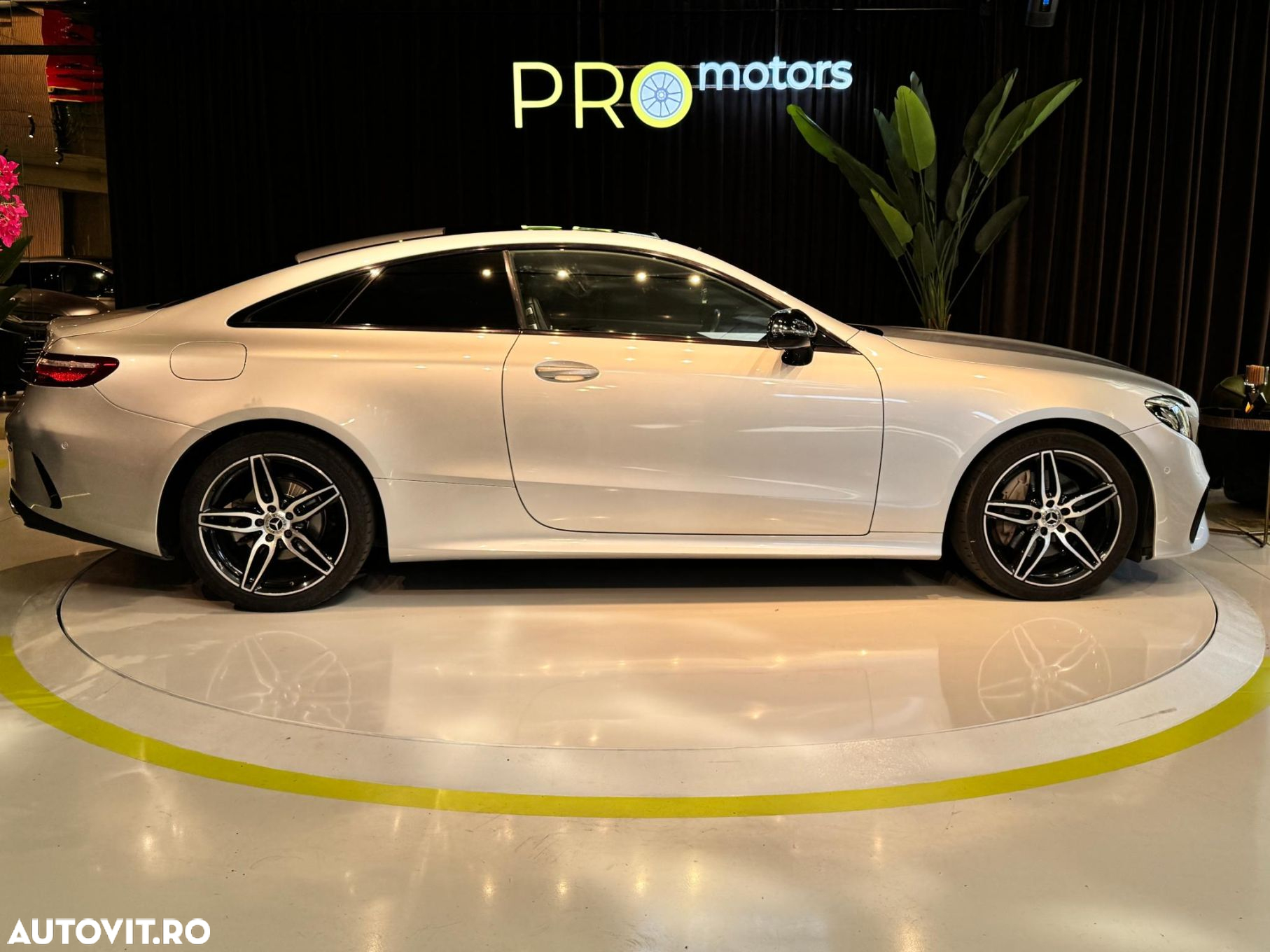 Mercedes-Benz E 200 Coupe 9G-TRONIC AMG Line - 4