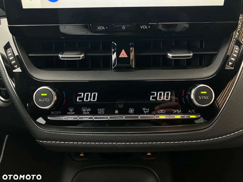 Toyota Corolla 1.8 Hybrid Comfort - 29