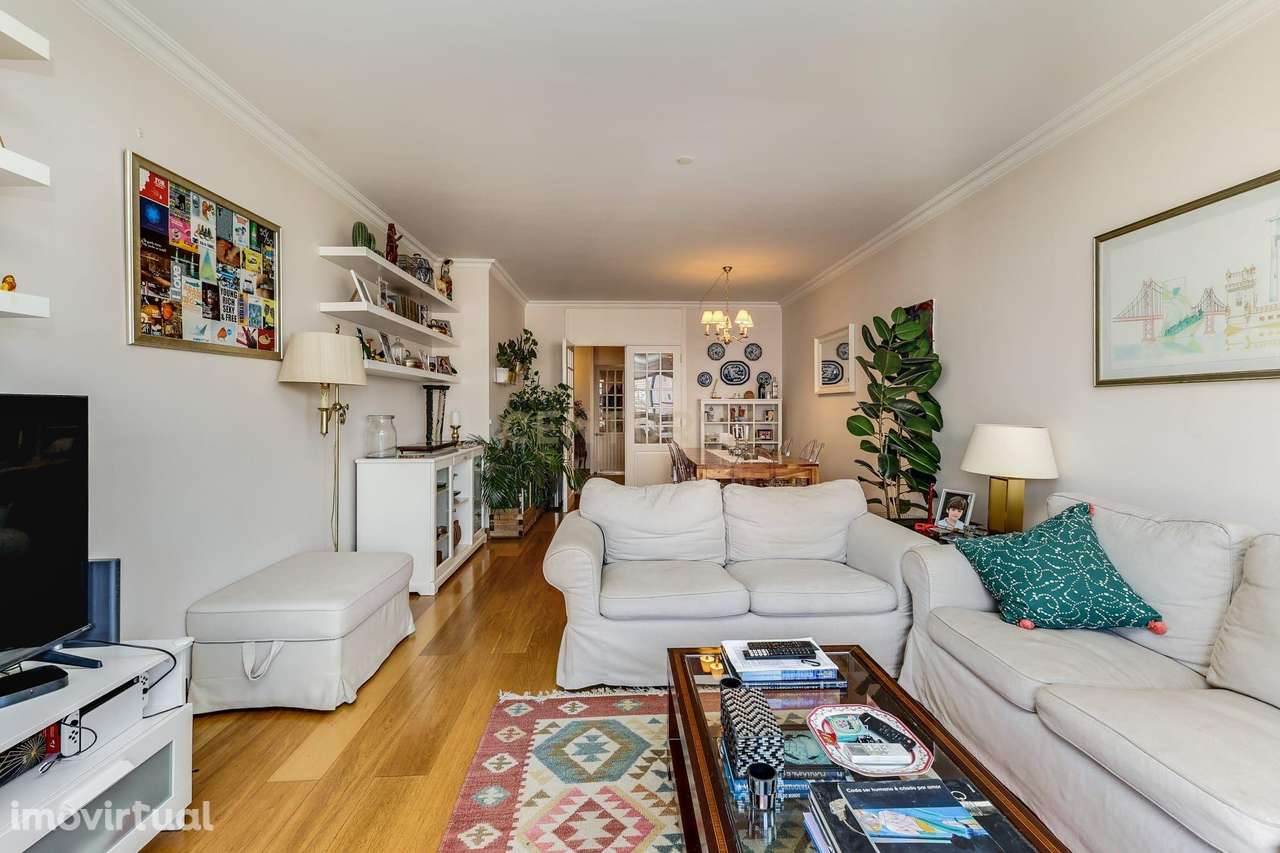 Apartamento T3 em Miraflores - Grande imagem: 4/27