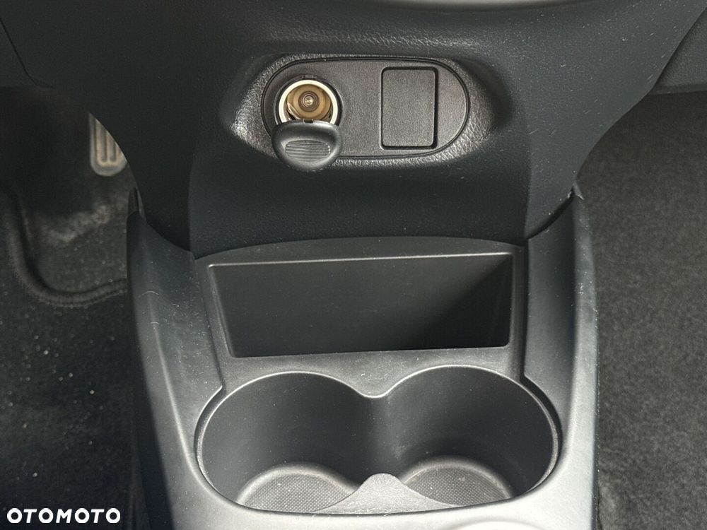 Toyota Yaris 1.5 Active - 17