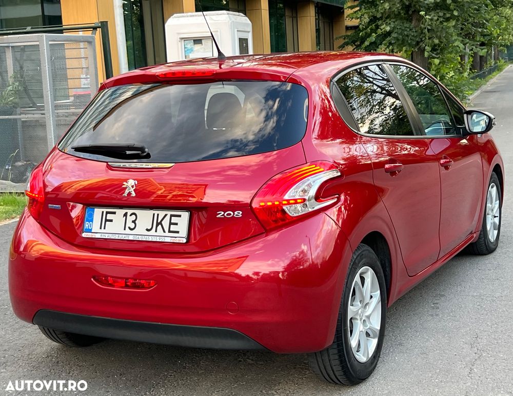 Peugeot 208 Blue-HDi 100 Stop&Start Style - 6