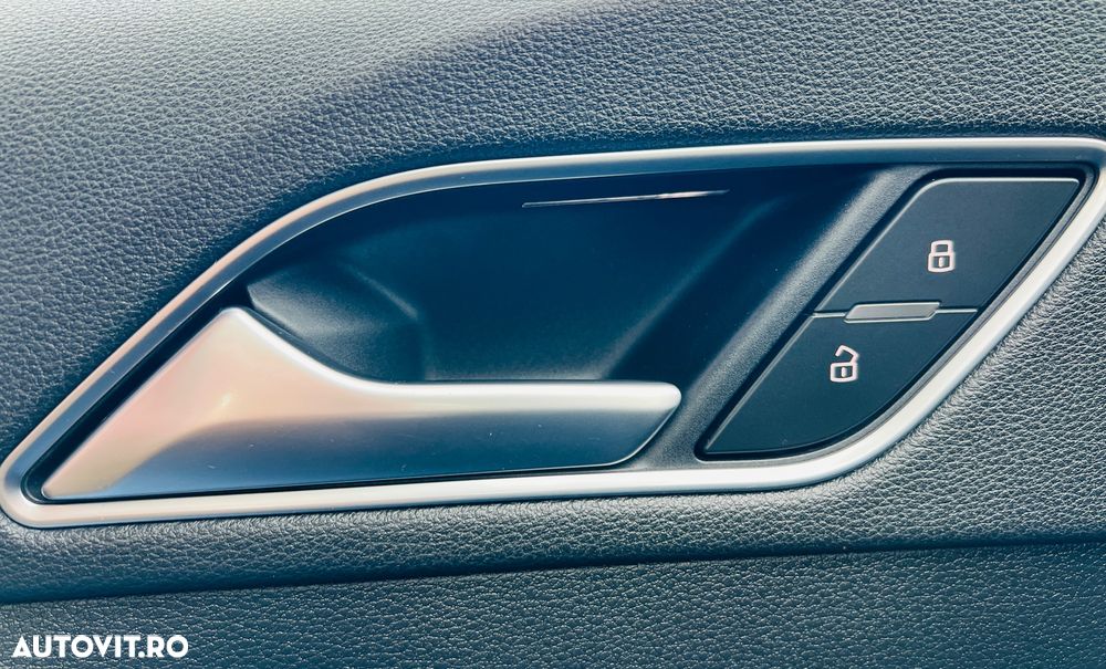 Audi A3 2.0 TFSI Quattro S tronic Sport - 24