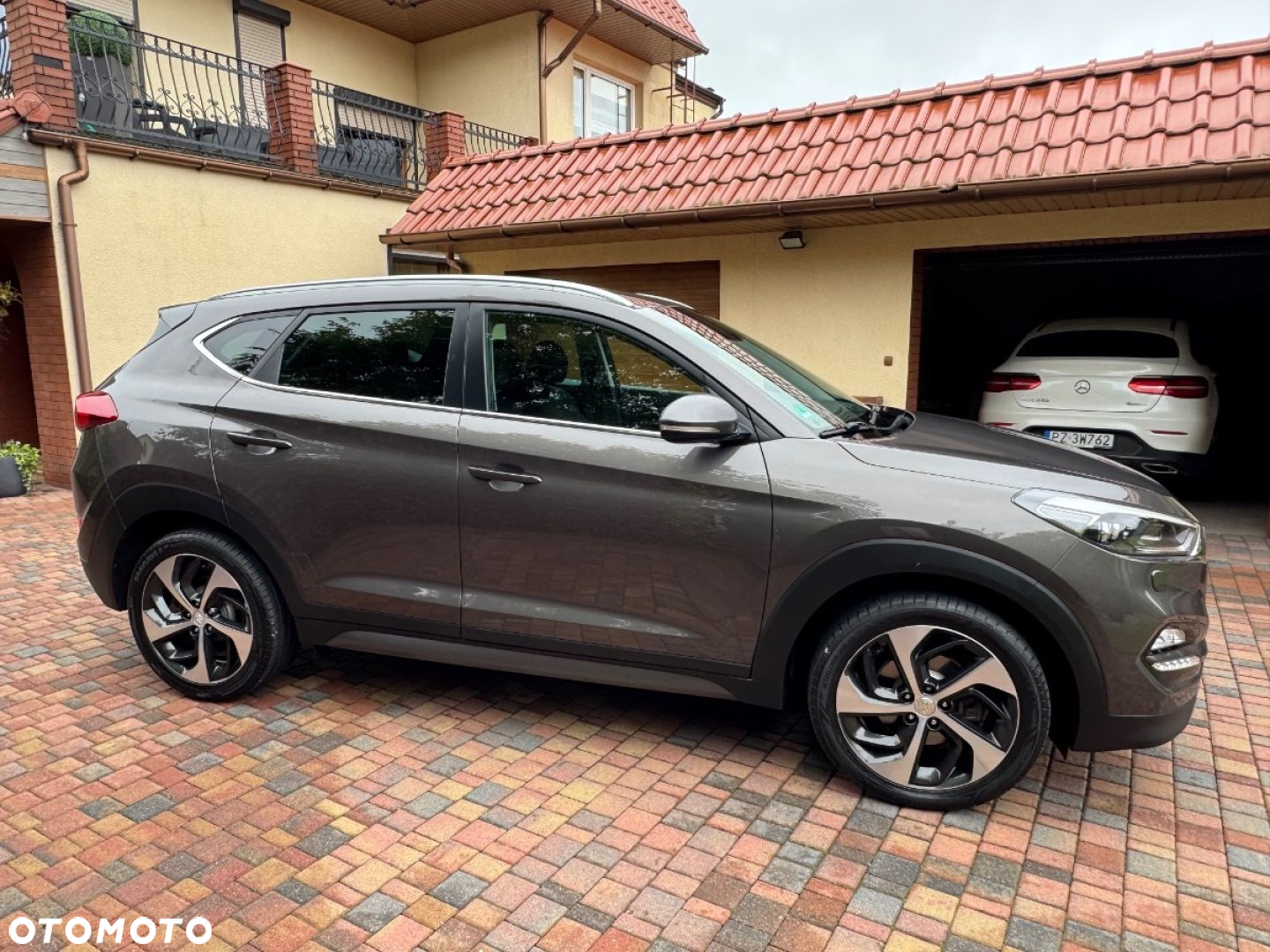 Hyundai Tucson 2.0 CRDi 4WD Automatik Advantage - 8