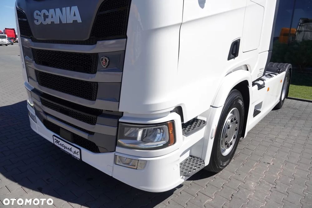 Scania R 450 / RETARDER / ZBIORNIKI 1 400 L / EURO 6 - 12