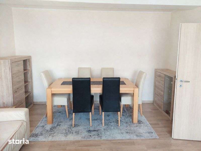 Apartament cu 2 camere de vanzare — fotografia 1