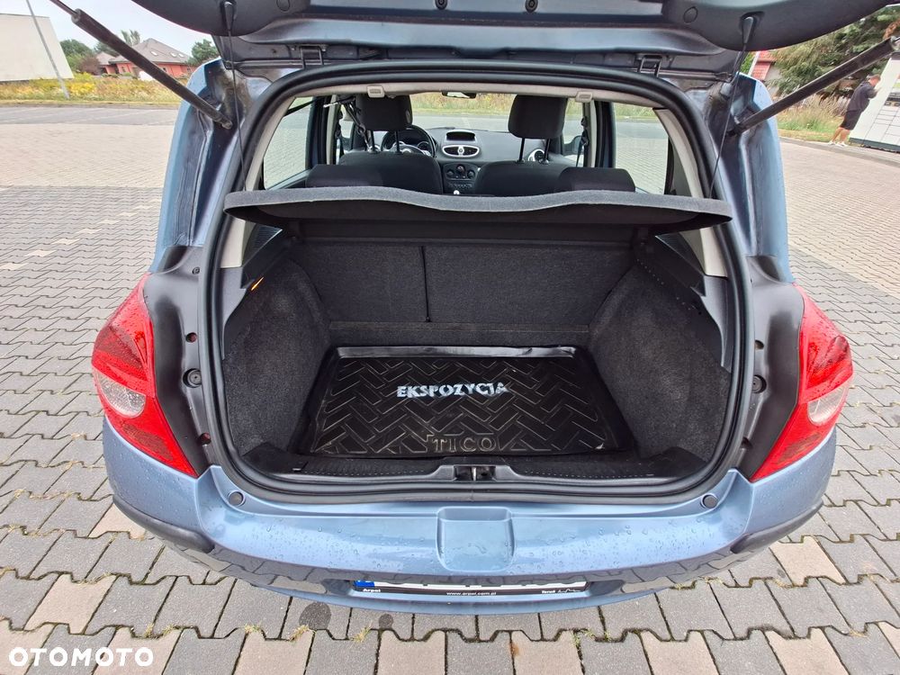 Renault Clio 1.5 dCi Authentique - 14