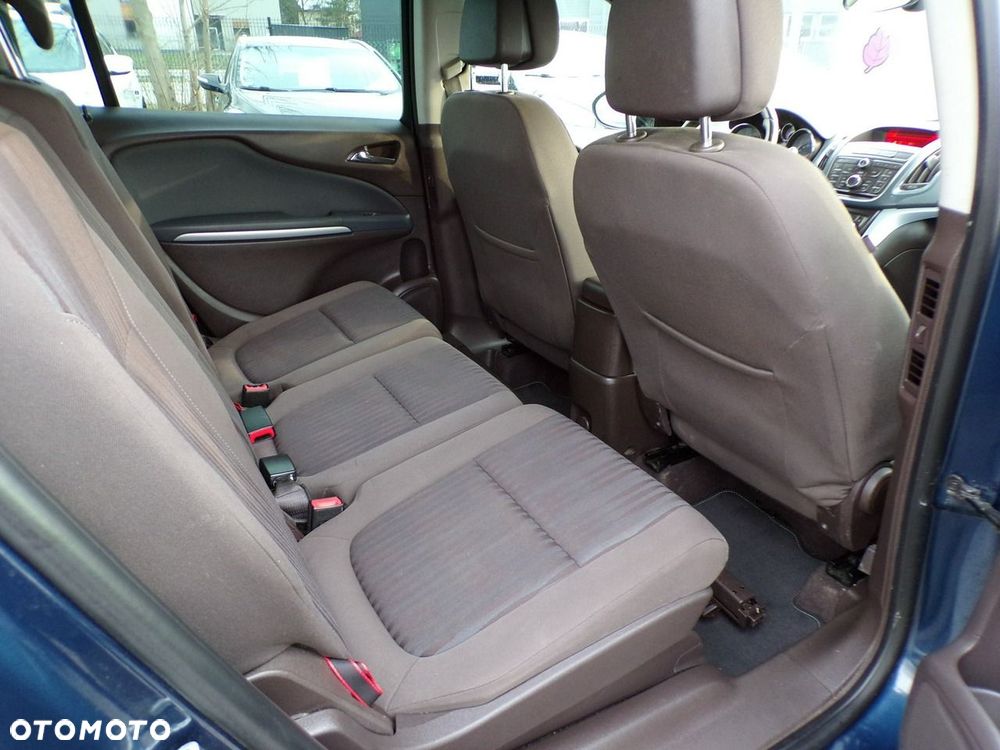 Opel Zafira - 26