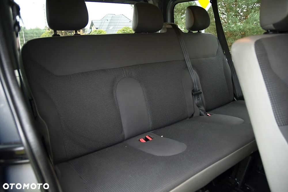Opel Vivaro - 19