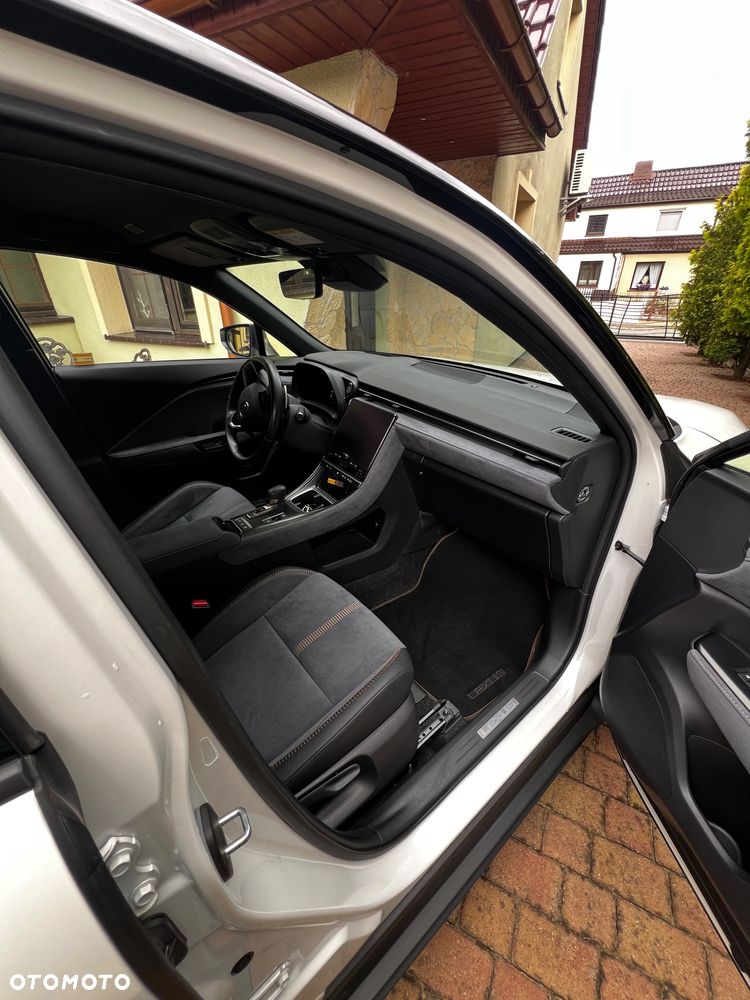 Lexus LBX 1.5 Hybrid Cool - 16