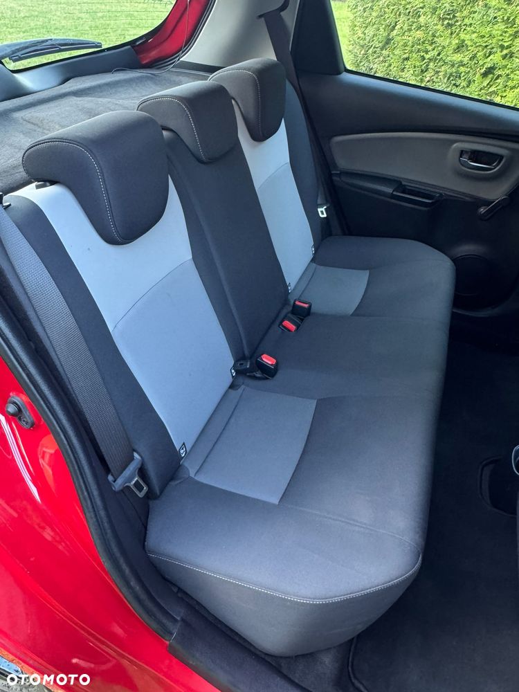 Toyota Yaris - 8