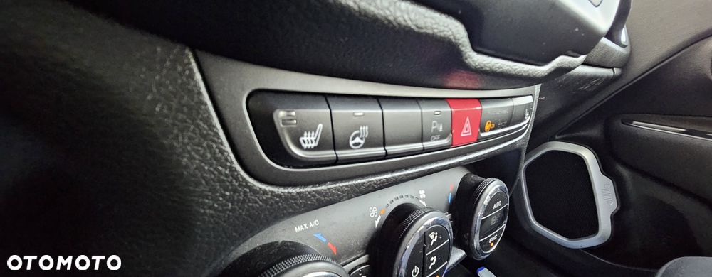 Jeep Renegade 1.4 MultiAir Longitude FWD S&S - 25