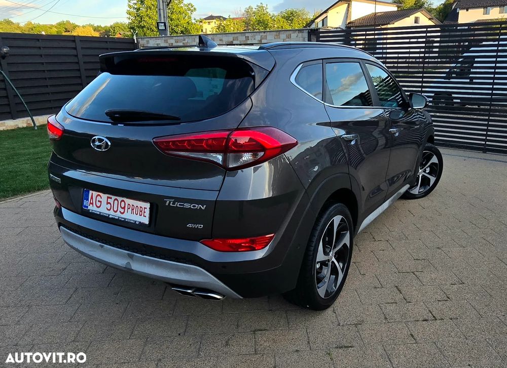 Hyundai Tucson 2.0 CRDI 4WD 6AT Luxury Pack+ - 4