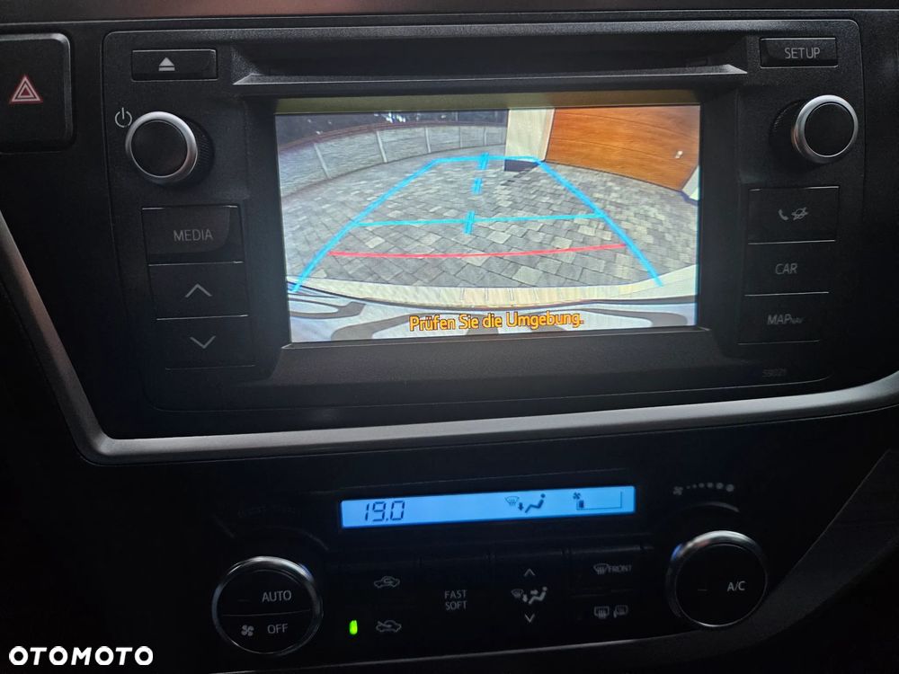 Toyota Auris - 33