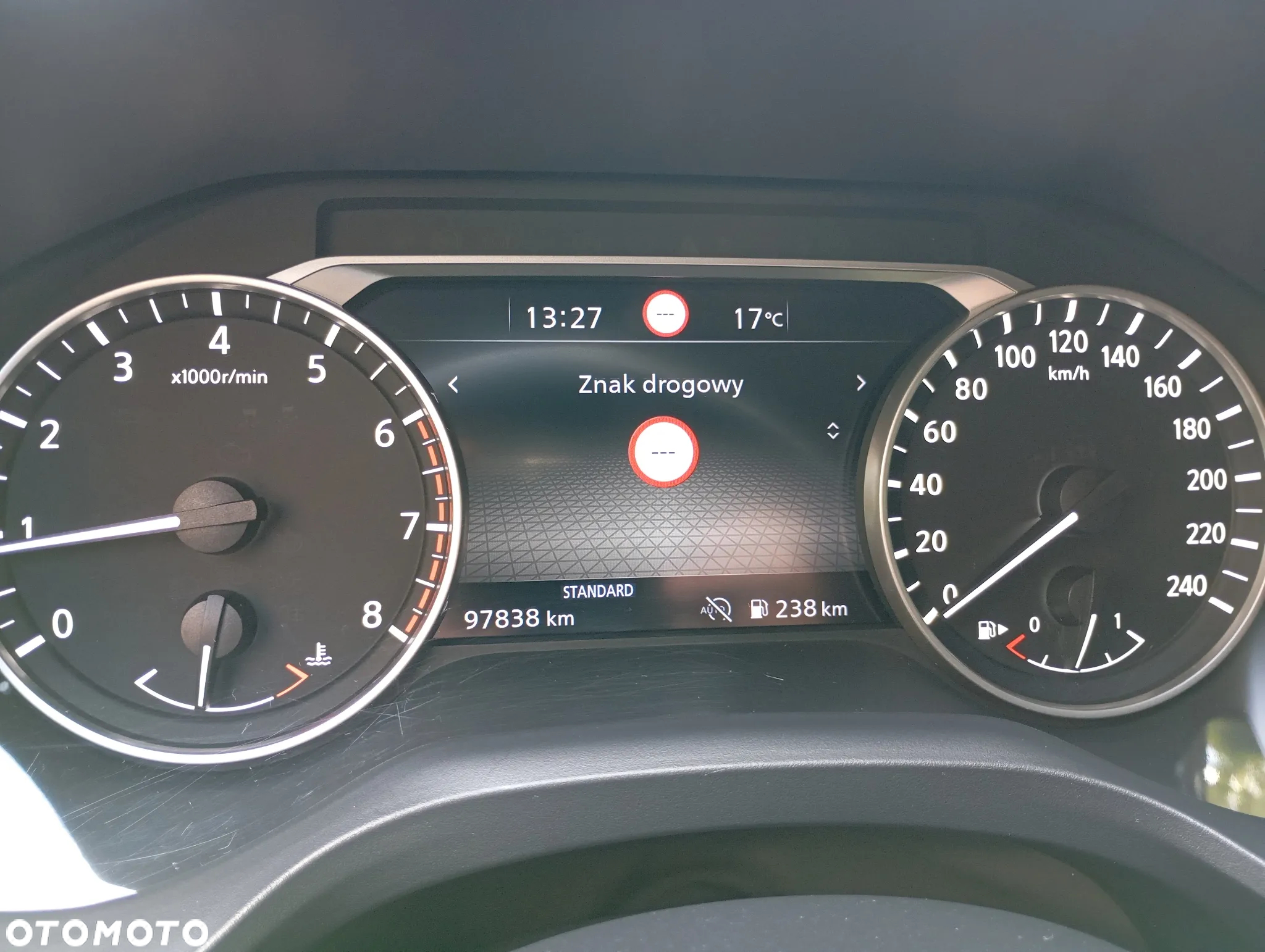 Nissan Qashqai 1.3 DIG-T MHEV N-Connecta - 17