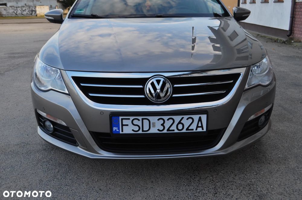 Volkswagen Passat CC - 31