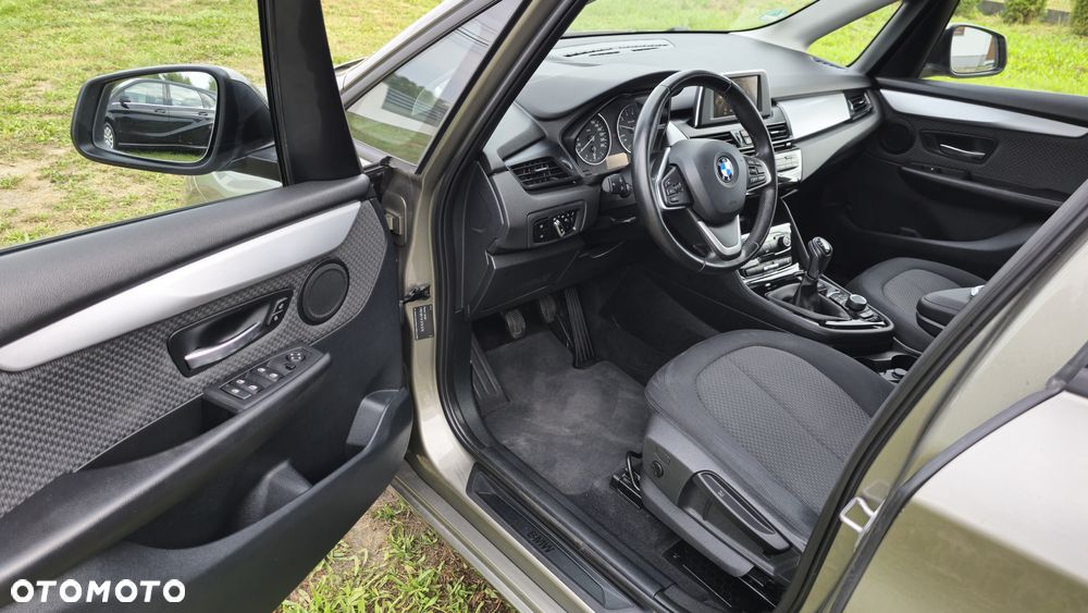 BMW Seria 2 216i Active Tourer - 9