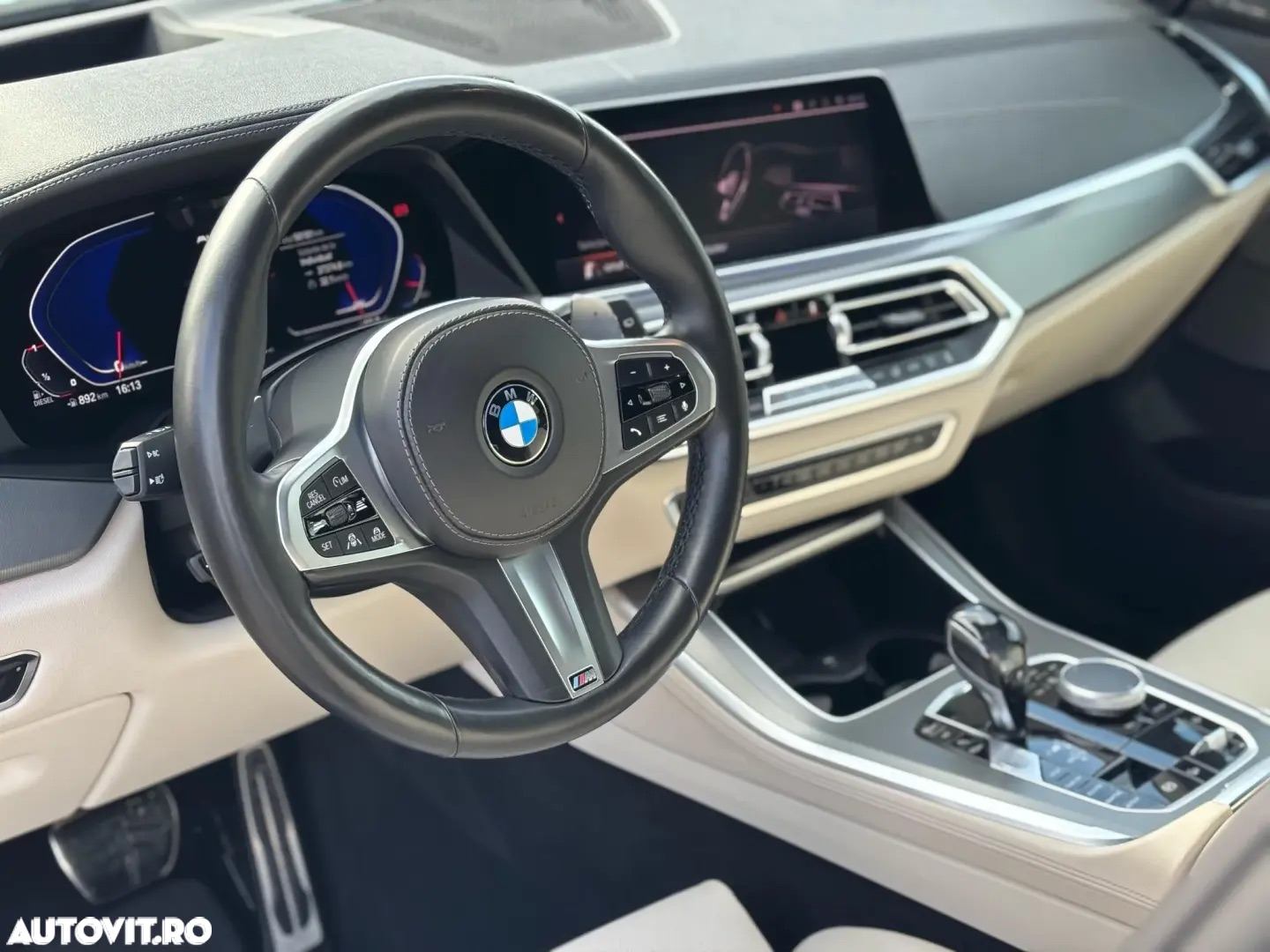 BMW X5 M M50d - 9