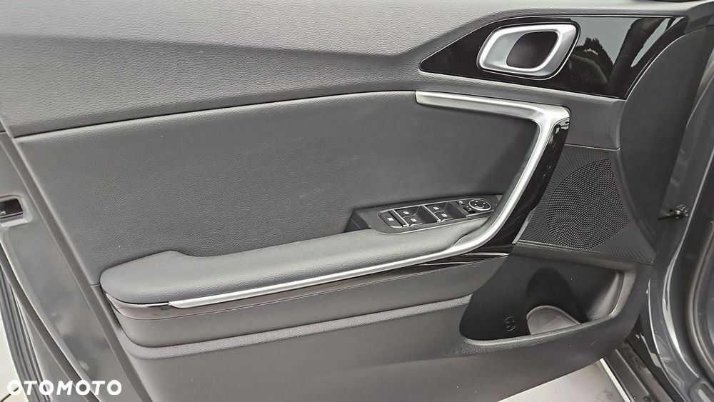 Kia XCeed 1.5 T-GDI L - 11