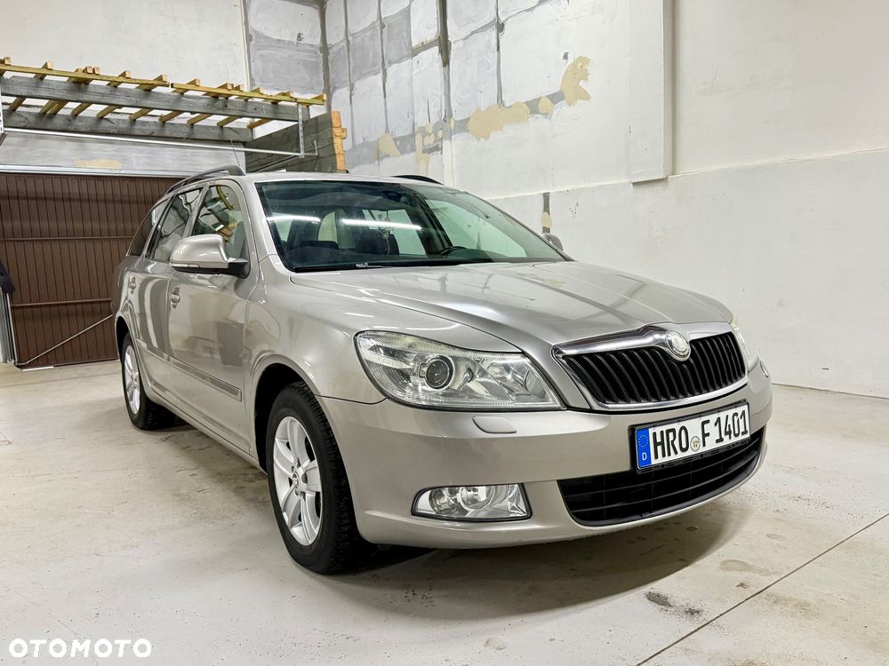 Skoda Octavia 2.0 TDI Ambiente - 2