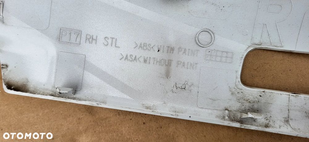 OBUDOWA LUSTERKA PRAWA MITSUBISHI OUTLANDER III - 5