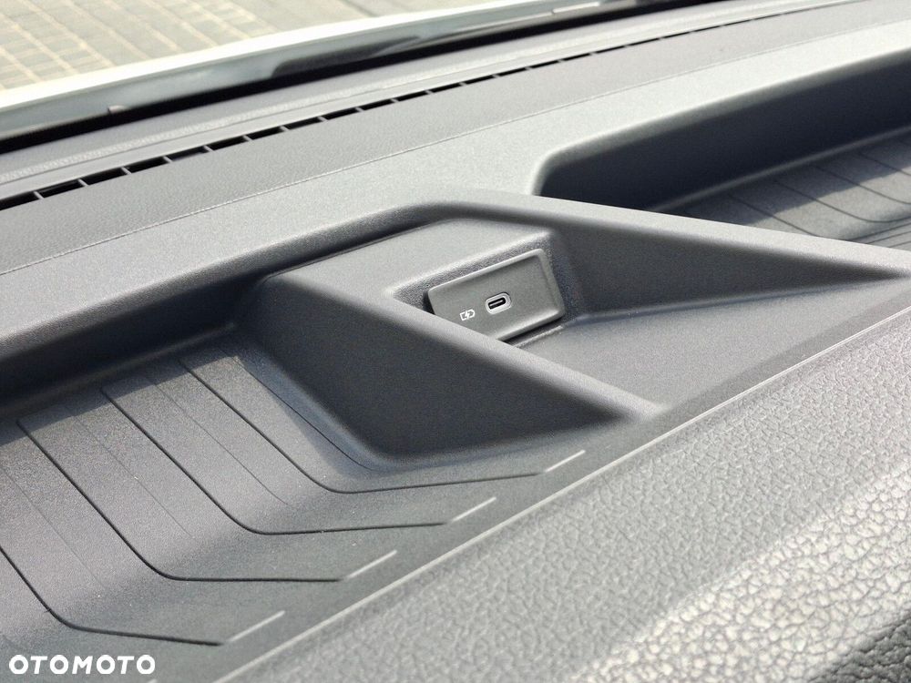 Volkswagen Crafter - 26