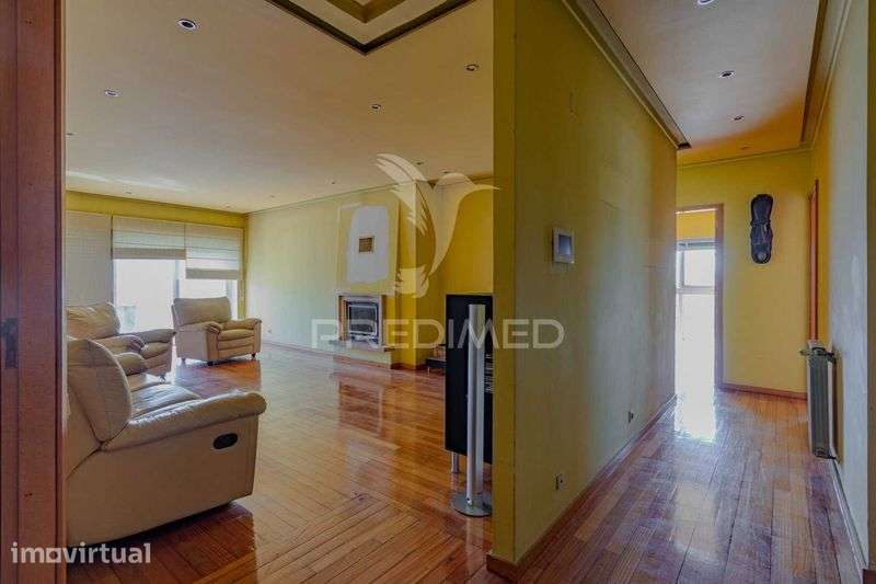 Apartamento T3 com ótima lozalização em Felgueiras - Grande imagem: 2/12