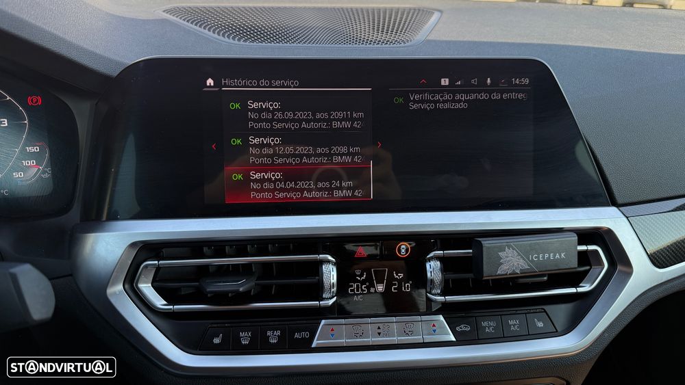 BMW M4 Competition xDrive - 26