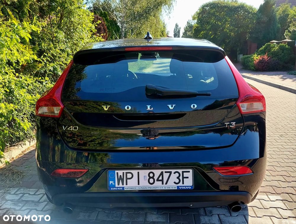 Volvo V40 T3 Kinetic - 4