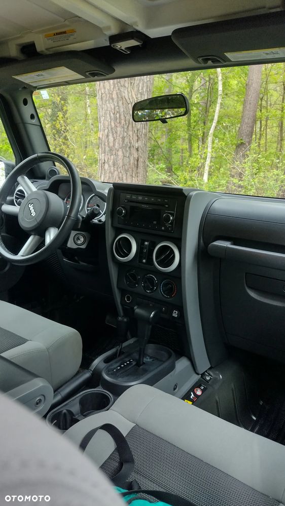 Jeep Wrangler - 7