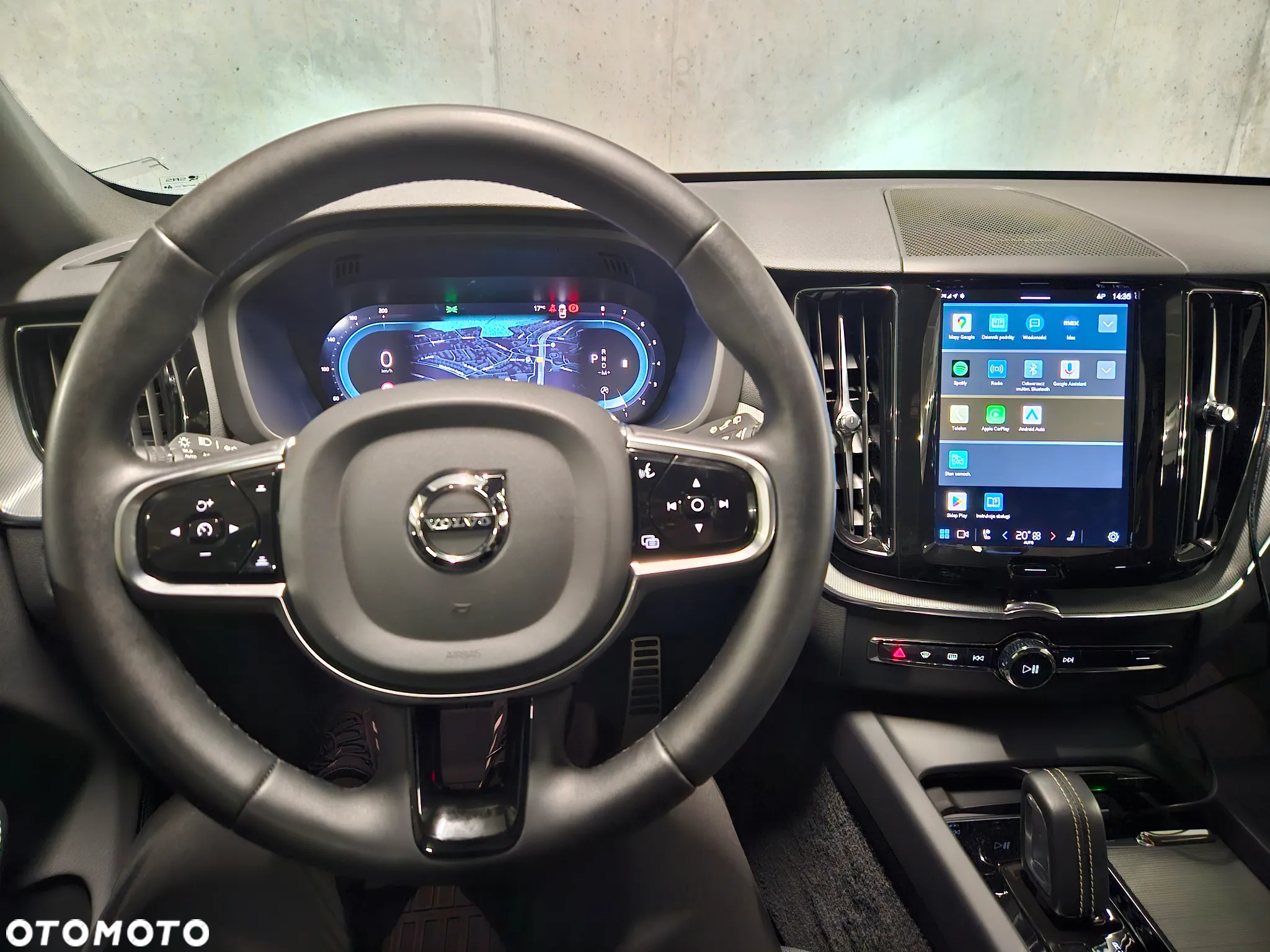 Volvo XC 60 T4 R-Design - 9