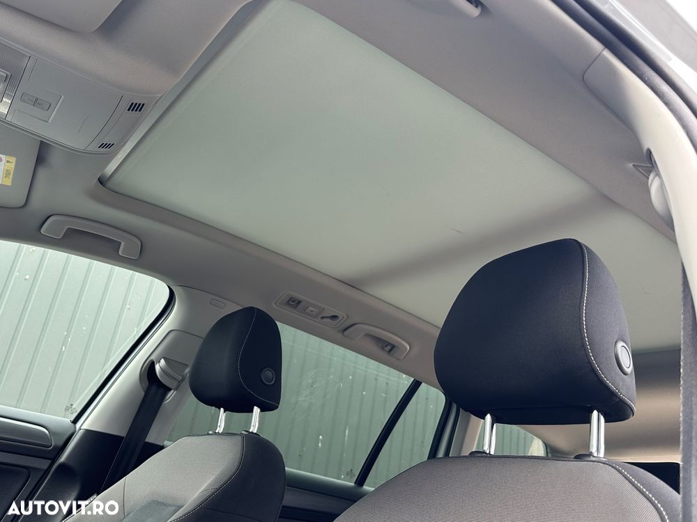 Volkswagen Golf 1.6 TDI DSG Highline - 3