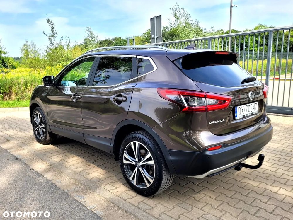 Nissan Qashqai 1.2 DIG-T N-Connecta Xtronic EU6 - 10