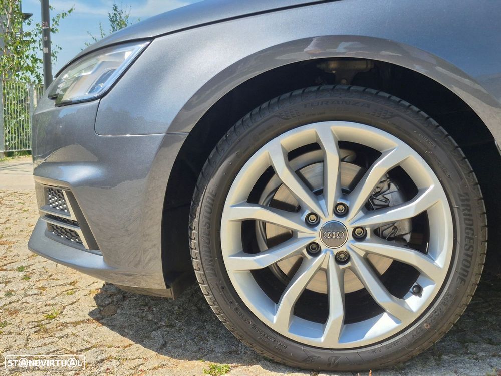 Audi A4 Avant 2.0 TDI Sport S tronic - 24