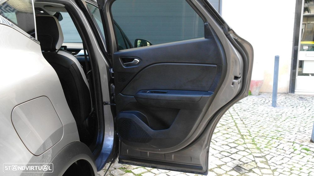 Renault Captur 1.0 TCe Techno - 16