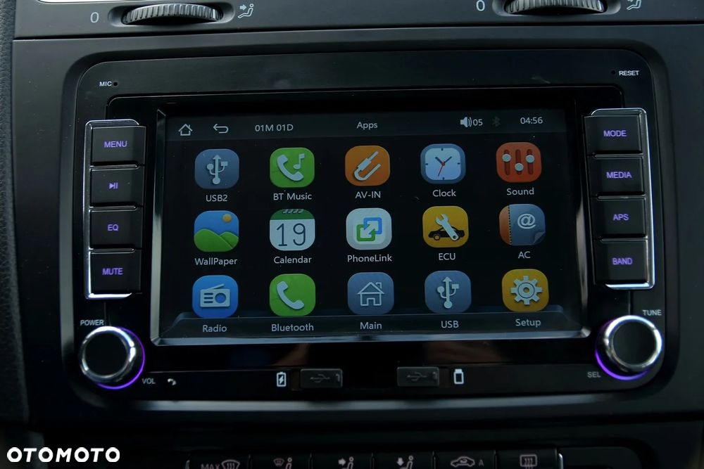 Volkswagen Golf - 36