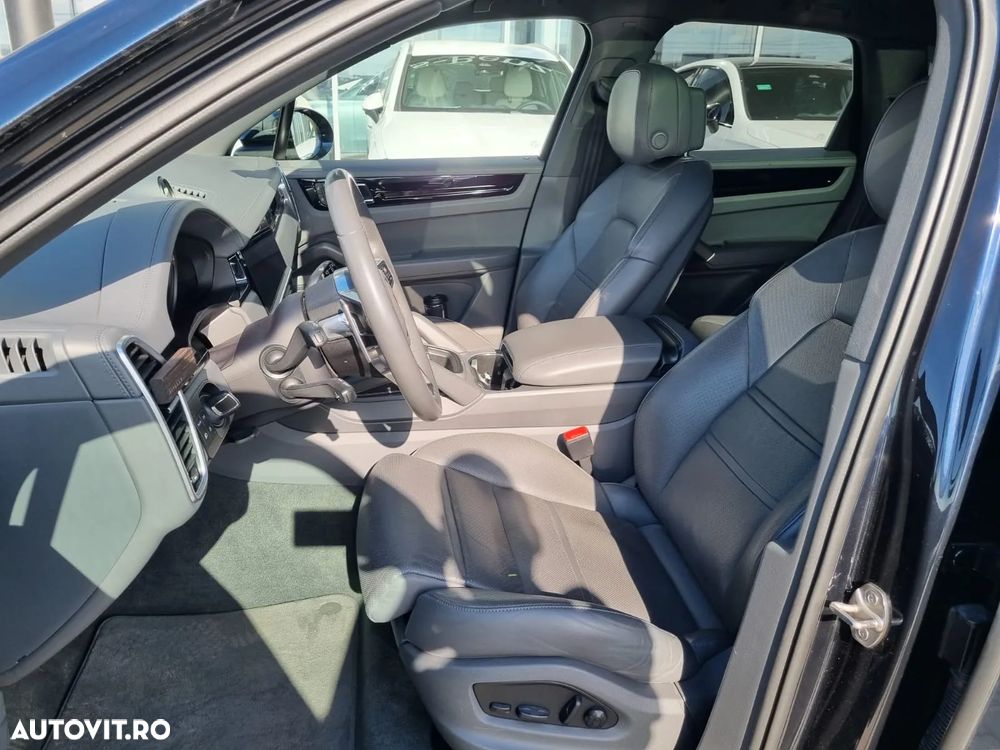 Porsche Cayenne E-Hybrid Tiptronic S - 11