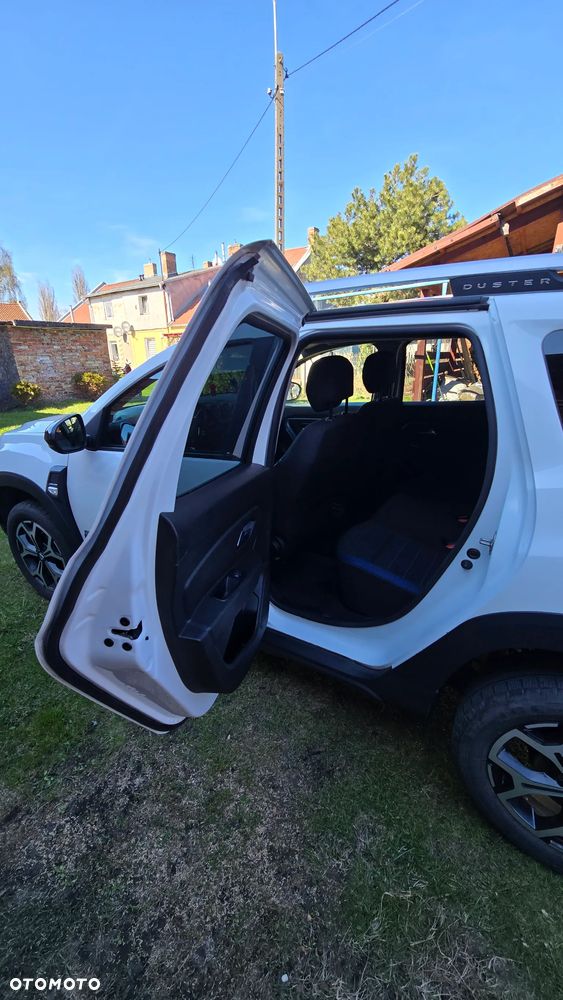 Dacia Duster 1.0 TCe SL Celebration - 8